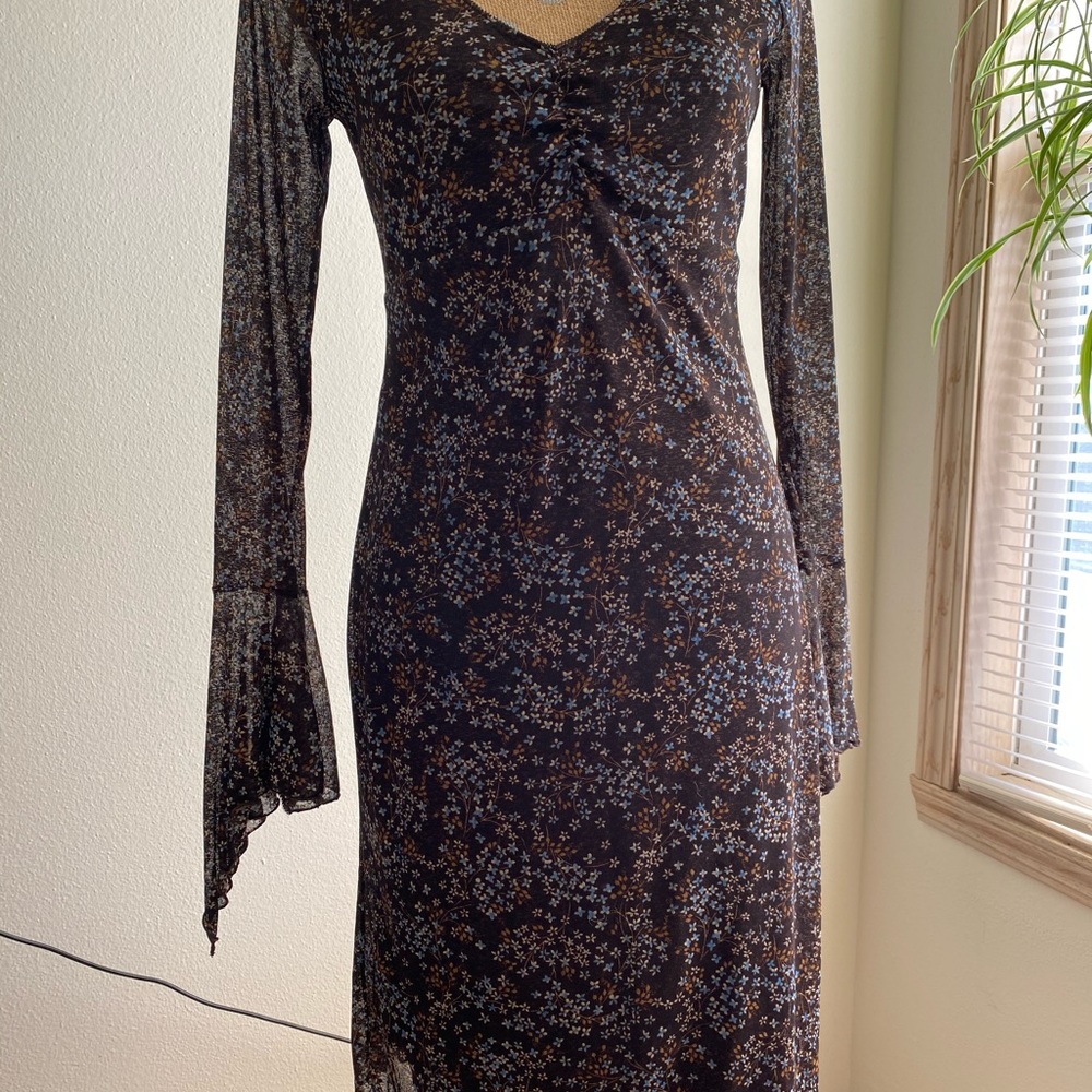 Dress - Picture 2 of 5